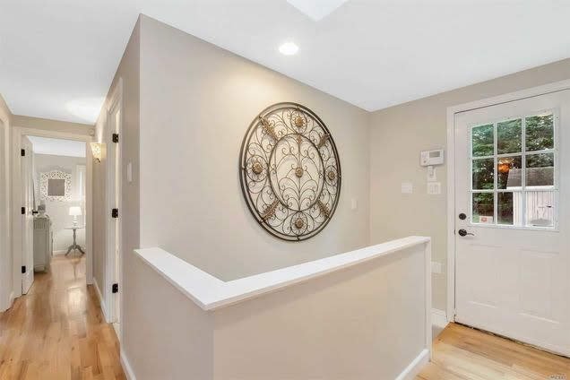 Electrician-High-Hats-Lighting-Stony-Brook-NY